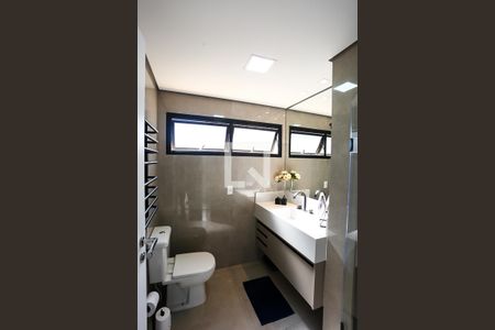 Apartamento à venda com 108m², 3 quartos e 2 vagas Apartamento à venda com 108m², 3 quartos e 2 vagasBanheiro