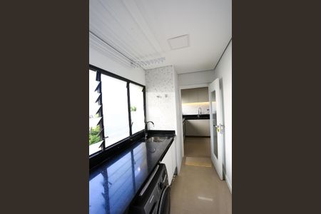 Apartamento à venda com 108m², 3 quartos e 2 vagas Apartamento à venda com 108m², 3 quartos e 2 vagasÁrea de Serviço