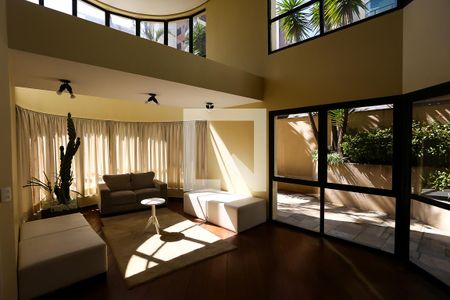 Apartamento à venda com 108m², 3 quartos e 2 vagas Apartamento à venda com 108m², 3 quartos e 2 vagasÁrea comum - Salão de festas