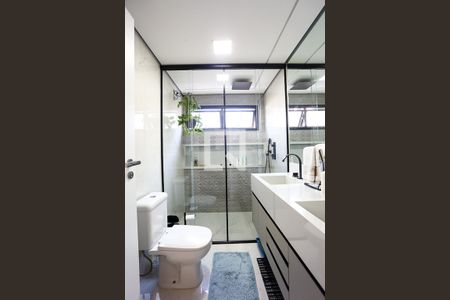 Apartamento à venda com 108m², 3 quartos e 2 vagas Apartamento à venda com 108m², 3 quartos e 2 vagasBanheiro da Suíte