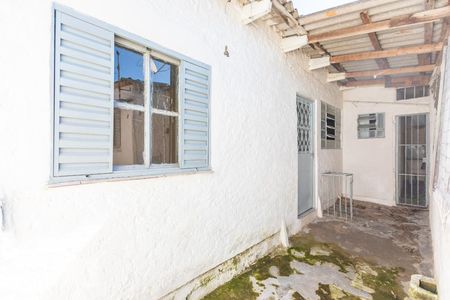 Entrada de casa para alugar com 2 quartos, 60m² em Partenon, Porto Alegre