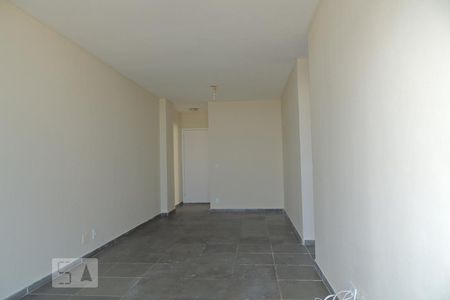 Sala de apartamento à venda com 3 quartos, 63m² em Barra da Tijuca, Rio de Janeiro