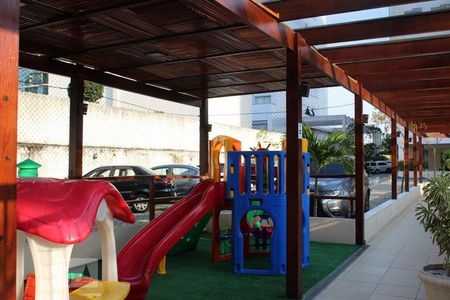 Apartamento à venda com 63m², 3 quartos e 1 vaga Apartamento à venda com 63m², 3 quartos e 1 vagaÁrea Comum - Playground