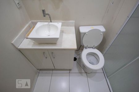 Apartamento à venda com 57m², 2 quartos e 1 vaga Apartamento à venda com 57m², 2 quartos e 1 vagaBanheiro Corredor
