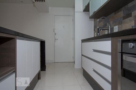 Apartamento à venda com 57m², 2 quartos e 1 vagaCozinha - Armários