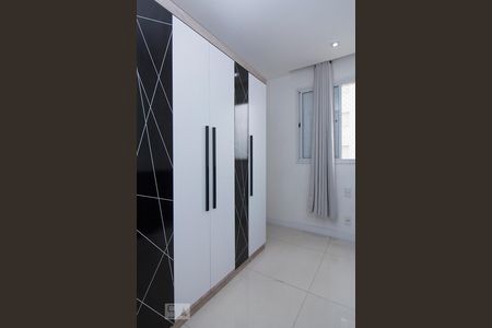 Apartamento à venda com 57m², 2 quartos e 1 vagaQuarto 2 - Armários