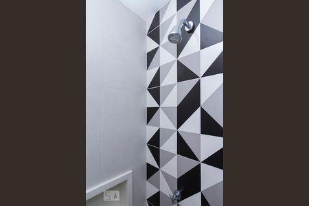 Apartamento à venda com 57m², 2 quartos e 1 vagaDetalhe Banheiro Corredor