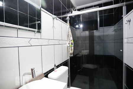 Apartamento à venda com 68m², 2 quartos e 1 vaga Apartamento à venda com 68m², 2 quartos e 1 vagaBanheiro