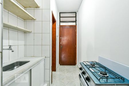 Cozinha de kitnet/studio para alugar com 1 quarto, 31m² em Bela Vista, São Paulo