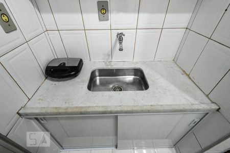 Cozinha de kitnet/studio para alugar com 1 quarto, 31m² em Bela Vista, São Paulo