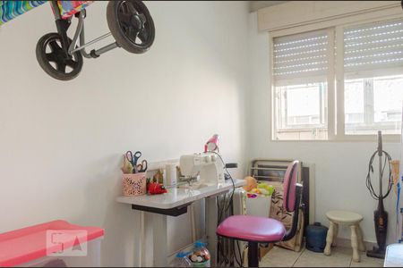 Quarto de serviço de apartamento à venda com 3 quartos, 108m² em Cristal, Porto Alegre