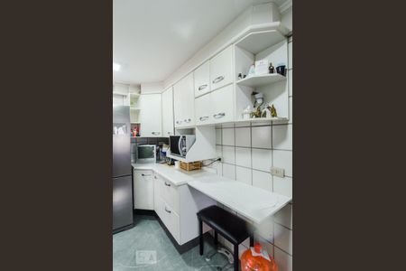 Apartamento à venda com 144m², 4 quartos e 2 vagasCozinha