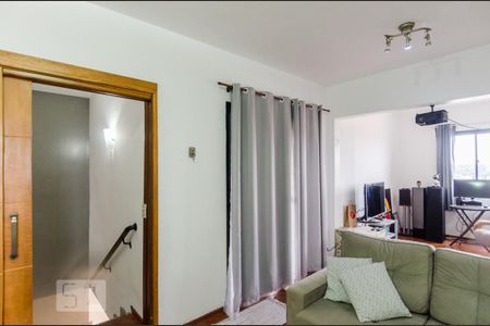 Apartamento à venda com 144m², 4 quartos e 2 vagasSala 2