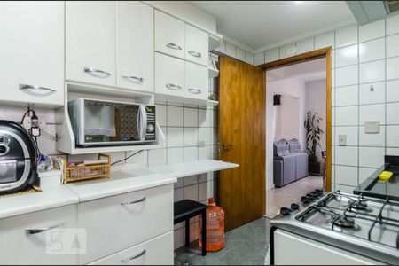 Apartamento à venda com 144m², 4 quartos e 2 vagasCozinha