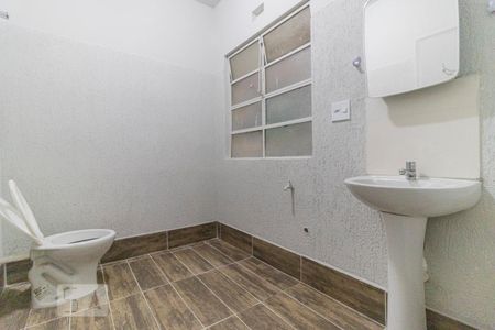 Studio para alugar com 38m², 1 quarto e sem vaga Studio para alugar com 38m², 1 quarto e sem vagaBanheiro