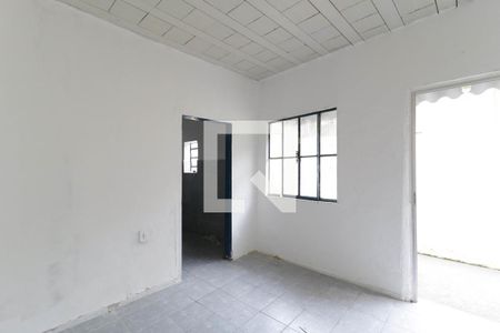 Sala de casa para alugar com 1 quarto, 38m² em Quintino Bocaiuva, Rio de Janeiro