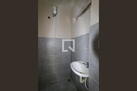 Banheiro de casa à venda com 1 quarto, 38m² em Quintino Bocaiuva, Rio de Janeiro