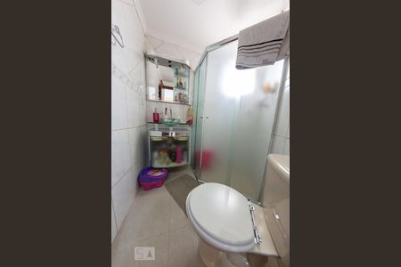 Apartamento à venda com 57m², 2 quartos e 1 vaga Apartamento à venda com 57m², 2 quartos e 1 vagaBanheiro