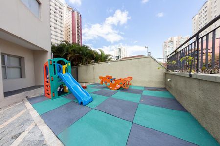 Apartamento à venda com 57m², 2 quartos e 1 vaga Apartamento à venda com 57m², 2 quartos e 1 vagaÁrea Comum - Playground