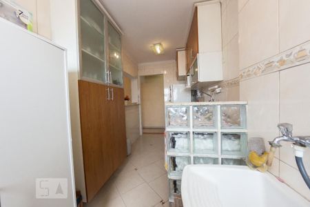 Apartamento à venda com 57m², 2 quartos e 1 vaga Apartamento à venda com 57m², 2 quartos e 1 vagaCozinha e Área de Serviço