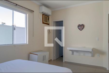 Suíte - Dormitório de apartamento para alugar com 2 quartos, 116m² em Ingleses do Rio Vermelho, Florianópolis