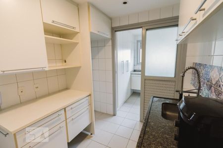Apartamento para alugar com 88m², 2 quartos e 2 vagas Apartamento para alugar com 88m², 2 quartos e 2 vagasCozinha