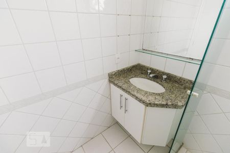 Apartamento para alugar com 88m², 2 quartos e 2 vagas Apartamento para alugar com 88m², 2 quartos e 2 vagasBanheiro da Suíte 1