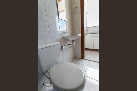 Apartamento à venda com 170m², 3 quartos e 1 vaga Apartamento à venda com 170m², 3 quartos e 1 vagaBanheiro de Serviço