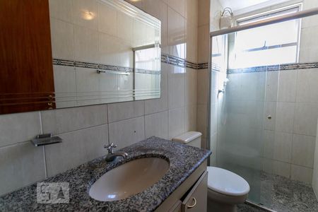 Apartamento à venda com 170m², 3 quartos e 1 vaga Apartamento à venda com 170m², 3 quartos e 1 vagaBanheiro Social