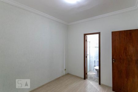 Apartamento à venda com 170m², 3 quartos e 1 vaga Apartamento à venda com 170m², 3 quartos e 1 vagaQuarto Suíte