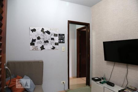 Casa à venda com 130m², 3 quartos e 2 vagasSala de TV