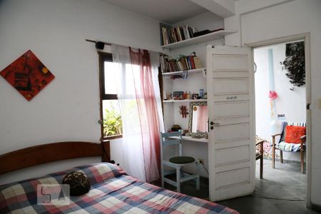 Casa à venda com 130m², 3 quartos e 2 vagasQuarto 3 - Suíte