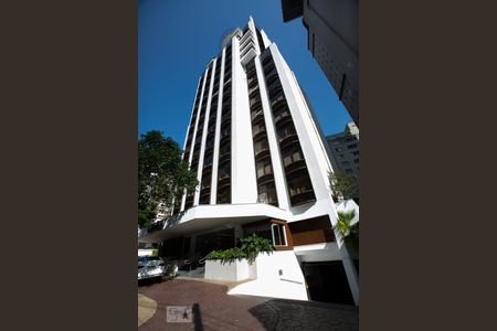 Apartamento para alugar com 62m², 1 quarto e 1 vaga Apartamento para alugar com 62m², 1 quarto e 1 vagaFachada