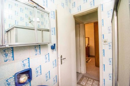 Casa à venda com 200m², 3 quartos e 3 vagas Casa à venda com 200m², 3 quartos e 3 vagasBanheiro