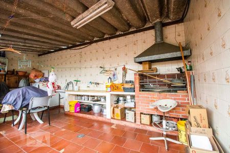 Casa à venda com 200m², 3 quartos e 3 vagas Casa à venda com 200m², 3 quartos e 3 vagasLavanderia