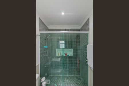 Casa à venda com 240m², 3 quartos e 3 vagasBanheiro