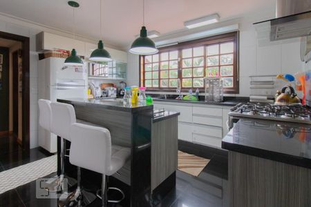 Casa à venda com 240m², 3 quartos e 3 vagasCozinha