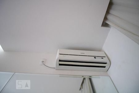 Casa à venda com 240m², 3 quartos e 3 vagasDetalhe - Suíte