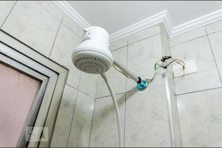 Apartamento para alugar com 85m², 2 quartos e 1 vaga Apartamento para alugar com 85m², 2 quartos e 1 vagaChuveiro