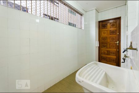 Apartamento para alugar com 85m², 2 quartos e 1 vaga Apartamento para alugar com 85m², 2 quartos e 1 vagaÁrea de serviço