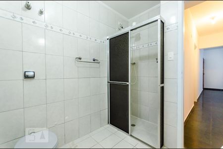 Apartamento para alugar com 85m², 2 quartos e 1 vaga Apartamento para alugar com 85m², 2 quartos e 1 vagaBanheiro