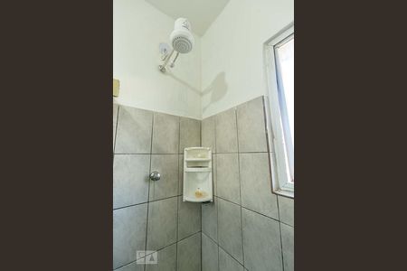 Banheiro de apartamento à venda com 1 quarto, 38m² em Centro Histórico, Porto Alegre