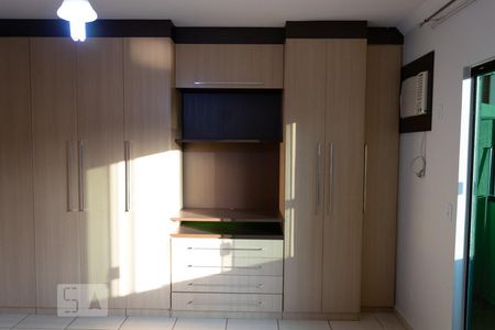 Suíte 1 de casa de condomínio para alugar com 7 quartos, 300m² em Areal (águas Claras), Brasília