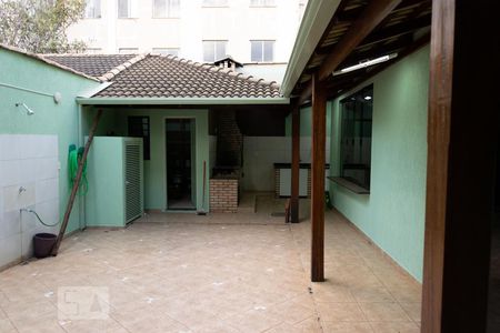 Casa de condomínio para alugar com 300m², 7 quartos e 4 vagasPátio