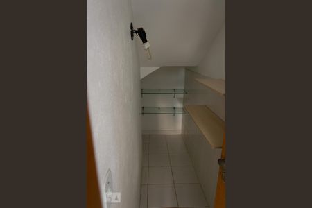 Casa de condomínio para alugar com 300m², 7 quartos e 4 vagasCozinha 1