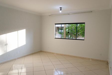 Sala de casa de condomínio para alugar com 7 quartos, 300m² em Areal (águas Claras), Brasília