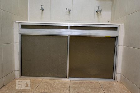 Casa de condomínio para alugar com 300m², 7 quartos e 4 vagasÁrea de serviço