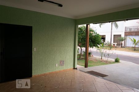 Casa de condomínio para alugar com 300m², 7 quartos e 4 vagasGaragem