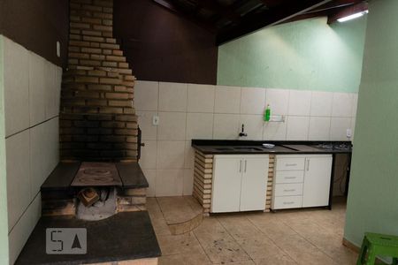 Casa de condomínio para alugar com 300m², 7 quartos e 4 vagasChurrasqueira