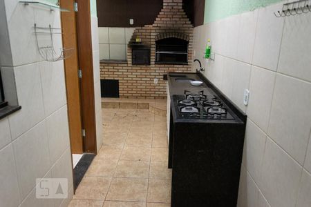 Casa de condomínio para alugar com 300m², 7 quartos e 4 vagasChurrasqueira